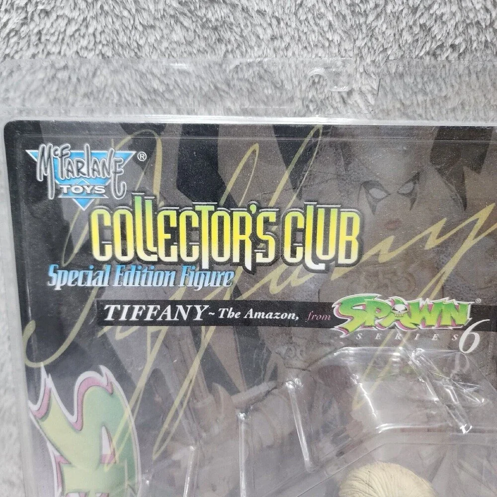 McFarlane Toys Spawn Collectors Club Special Edition Tiffany the Amazon Series 6
